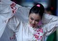 Kini Berhijab, Intip Pesona Lindswell Kwok Sang Ratu Wushu Kebanggaan Indonesia!