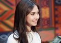 Contek Gaya Playful ala Yuki Kato dengan Outfit Harga Terjangkau!
