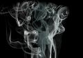 Merokok & Kena Asap Rokok Bakal Bikin 5 Bahaya Ini Pada Kulit Kita!