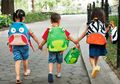 Waspada Risiko Skoliosis, Ini Berat Tas Punggung Yang Ideal Bagi Anak