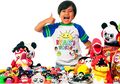 YouTuber Tujuh Tahun ini Raup Rp 314 Miliar dari Review Mainan