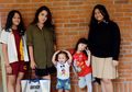 Ussy Sulistiawaty Larang Anak Gunakan Instagram Meski Sudah Remaja