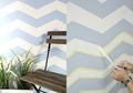 Gampang dan Cuma Butuh Selotip, Berikut Cara Membuat Motif Chevron di Dinding Rumah