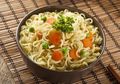 Makan Mie Instan Satu Itu Kurang. Tapi Kalo Ditambah Nasi, Penyakit Akan Datang