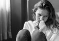 Alami 'Mood Swing' Saat Menopause? Begini Cara Pengobatannya, Moms