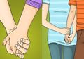 7 Cara Bergandengan Tangan dengan Pasangan ini Bisa Ungkap Seperti Apa Hubungan Asmaramu!