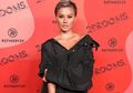 Total Harga Fantastis Sepaket Fashion Simpel Agnez Mo saat Bertemu Presiden Jokowi