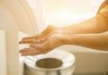 Hati-hati dengan Pengering Tangan di Toilet Umum, Banyak Sebarkan Virus!