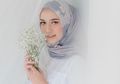 Inspirasi Busana Kondangan Modis Tanpa Ribet ala Selebgram Mega Iskanti dengan Paduan Tunik