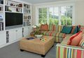 Bingung Campur Warna? Orange Dipadukan Ungu Ternyata Bisa Buat Rumah Lebih Ceria! Tapi Norak Gak Yah?