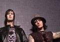 Synyster Gates Ingin Remaster Karya Pinkly Smooth, Bandnya Bersama The Rev