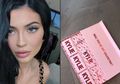 Kylie Jenner akan Luncurkan Kosmetik Edisi Valentine, Cocok untuk Kado!