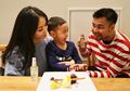 Raffi Ahmad Bagikan Potret Rafathar Terbaring Lemas, Ternyata Alami Sakit Ini Hingga Menahan Tangis