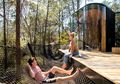 Paviliun Ini Dirancang untuk Bisa Nikmati Keindahan Pantai Timur Tasmania dari Kaki Bukit