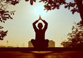 Gerakan Yoga yang Bikin Moms Panjang Umur dan Tetap Sehat, Yuk Coba!