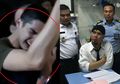 Konser Dewa 19 Reunion Berlangsung Tanpa Sosok Ayahnya, Al Ghazali Tertangkap Kamera Menangis Pilu di Bawah Panggung