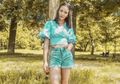 Deretan Gaya Seksi Calon Menantu Maia Estianty, Alyssa Daguise Pakai Hot Pants