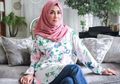 Intip Harga Fantastis Sandal yang Dipakai Amy Qanita Mama Raffi Ahmad