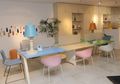 Berkonsep Kantor Kekinian, 5 Furnitur di Showroom Ini Cocok Buat Woho