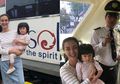 Nikmati Liburan di Kota Solo, 5 Potret Salma Bersama Atiqah Hasiholan Bikin Gemas Maksimal!