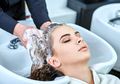 Creambath di Salon Bisa Picu Stroke? Cek Kebenarannya dari Ahli