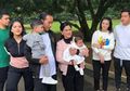 Istri Jokowi, Iriana Gendong Sedah Mirah di Warung Makan, Kain Gendongannya Jadi Sorotan!
