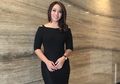 Deretan Penampilan Seksi Anisha Dasuki Moderator Debat Capres Kedua Dalam Balutan Bodycon Dress