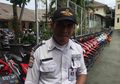 Viral Satpam Atur Motor Sesuai Warna, Ternyata Ini Tampilan Rumahnya yang Tidak Kalah Rapi
