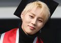 Enggak Lupa Pendidikan, Intip Kecenya Foto-foto Wisuda Ha Sung Woon!