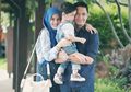 Tampil Anggun Bareng Anak dan Suami, Alyssa Soebandono Bawa Tas Mewah Puluhan Juta Rupiah!