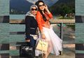 Tak Kalah Cetar, Intip Penampilan Mewah Ibu Syahrini Pakai Sepatu Branded Model Unik Harga 20 Jutaan Rupiah