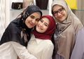 Didandani Zaskia Sungkar dan Shireen Sungkar Dengan Balutan Hijab, Prilly Latuconsina: Papa Aku Langsung Potong Tumpeng