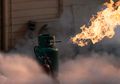 Tabung Gas yang Digoyang-goyang Akan Meledak, Hoax atau Bukan?