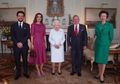 Foto Ratu Elizabeth II dengan Tangan 'Ungu' Buat Warganet Khawatir