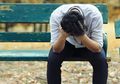 It's OK to Cry: Menangis Ternyata Punya Banyak Manfaat Buat Cowok Lho