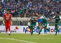 Winger Persebaya Ini Ungkap Rahasia Dapatkan Jersey Andik Vermansah