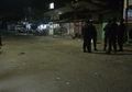 Tengah Malam, Istri Terduga Teroris Sibolga Lempar Bom dari Atap Rumah Sambil Sandera Putranya yang Masih Berusia 3 Tahun