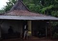 Akibat Geger Isu Kiamat di Ponorogo, Seorang Warga Malah Ketiban Rejeki Beli Rumah Rp20 Juta