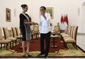 Kayak Ketemu Gebetan! Kocaknya Aksi Salah Tingkah Presiden Jokowi saat Bertemu Miss Universe