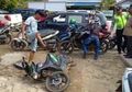 Unboxing Motor Jilid 2! Dikira Ditilang, Cowok Ini Hancurkan Motornya Sendiri