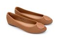 Ramah di Kantong, Ini 3 Flat Shoes Bata di Bawah 300 Ribu yang Cocok Buat ke Kampus!