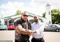 Kini Giliran Geng Mongrel Mob Bakal Berjaga Saat Umat Muslim Selandia Baru Tunaikan Salat Jumat Lusa