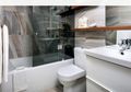 Ingin Kamar Mandi di Rumah Tampak Lebih Mewah? Intip 3 Trik Jitunya!