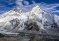 Pemanasan Global Akibatkan Gunung Everest Mencair, Ratusan Mayat Ditemukan