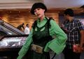 Stylo of The Day, Bergaya Nyentrik dengan Busana Bergaya Transparan ala Patricia Gouw
