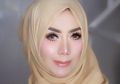 Bermaterial Sutra, Segini Harga Hijab Amy Qanita yang Bermerek Gucci!
