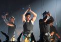 Konser Perpisahan Boyzone di Jakarta Bikin Cewek-Cewek Sedih