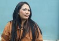 Minta Irfan Sebastian Tak Lupa Diri, Elly Sugigi: Dia Ada di TV karena Saya