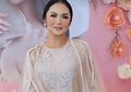 Selain Gelar Pesta Mewah, Kue Ulang Tahun Krisdayanti Jadi Sorotan Karena Ada Karakter Ini di Puncaknya