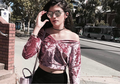 Seleb Indonesia Ini Paling Kece Saat Pakai Off Shoulder Top! Ini 7 Inspirasinya, Girls!